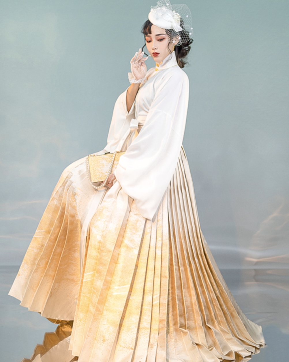 Ming Dynasty Modern Hanfu, Mamianqun, Extravagant (Preorder)