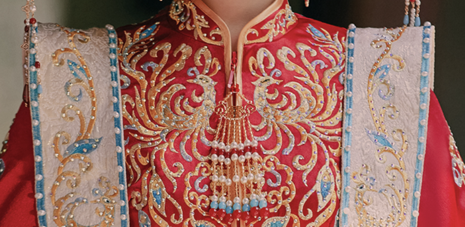 Shimmering Duo, Bride