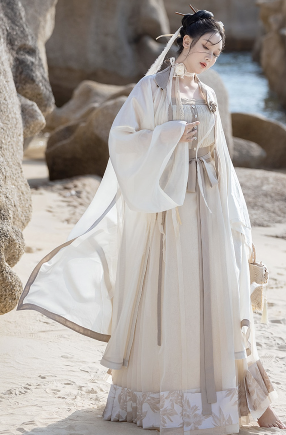 Modern Hanfu, Karleen
