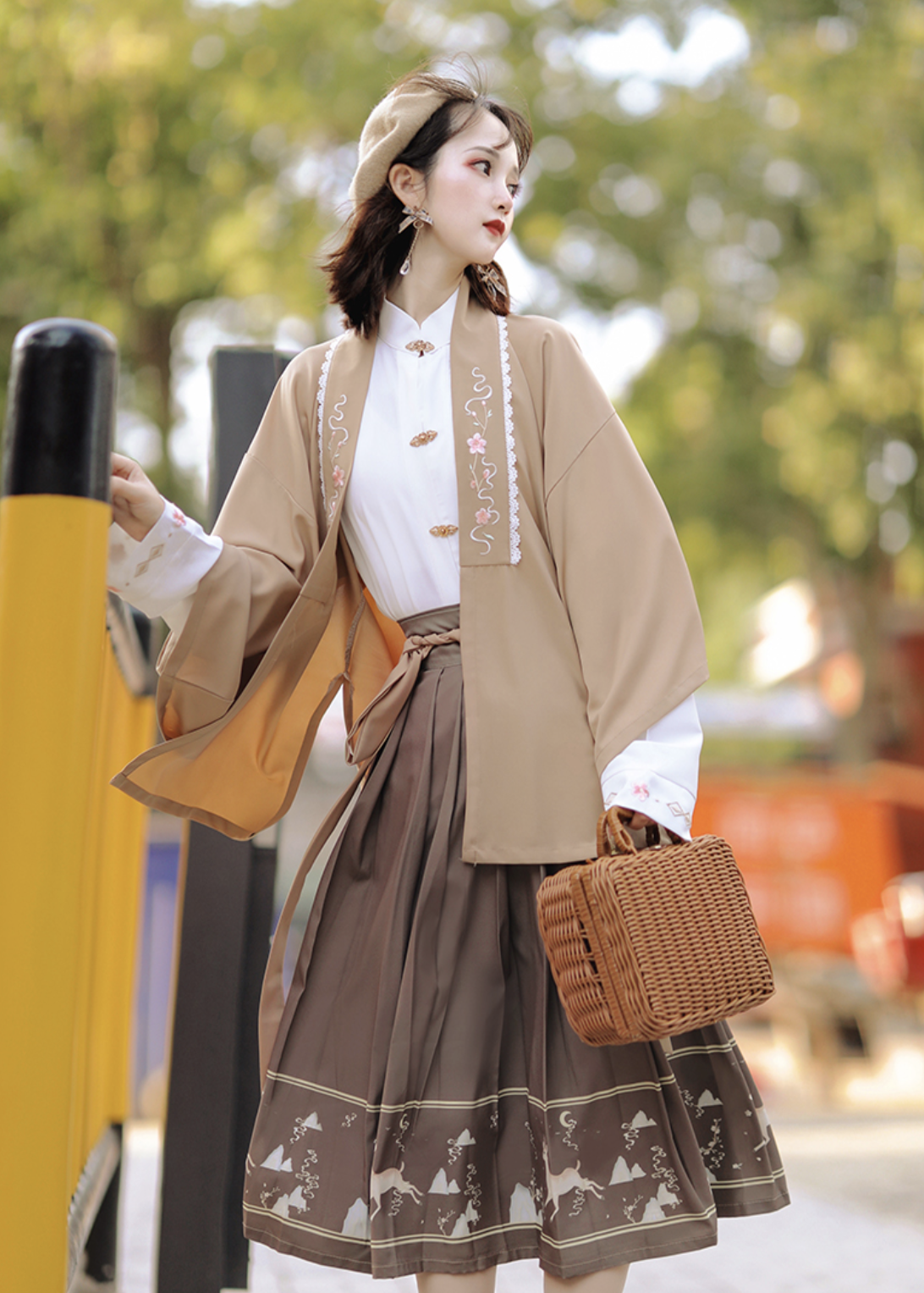 Modern Hanfu, Angelou