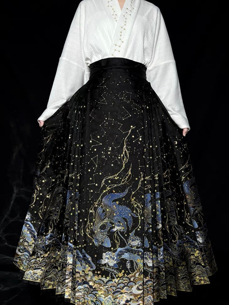 Ming Dynasty Modern Hanfu, Mamianqun, Constellation (Preorder)