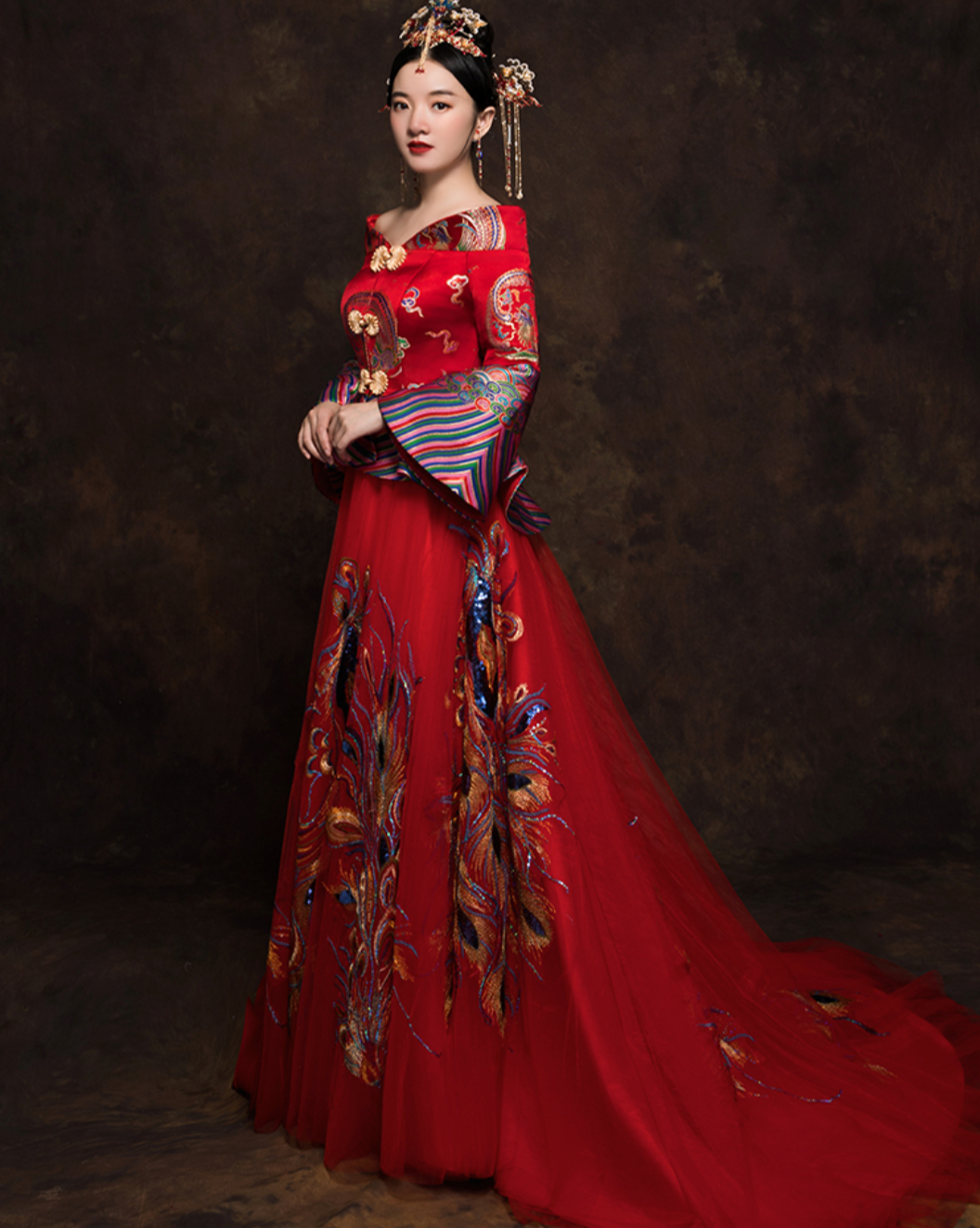 The Modern Chinese Wedding Gown, Bloom