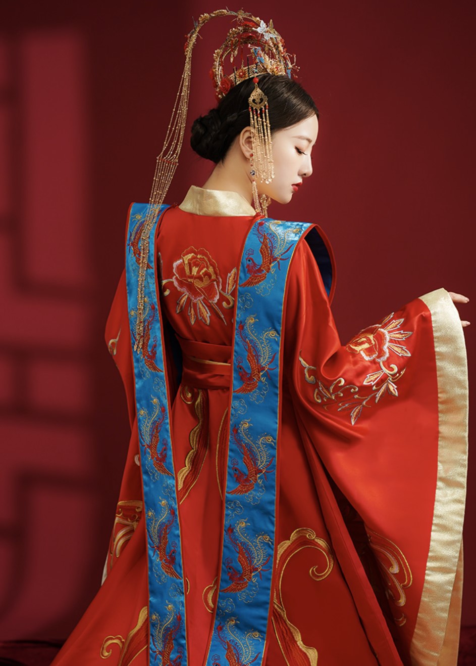 The Modern Chinese Wedding Gown, Faerie