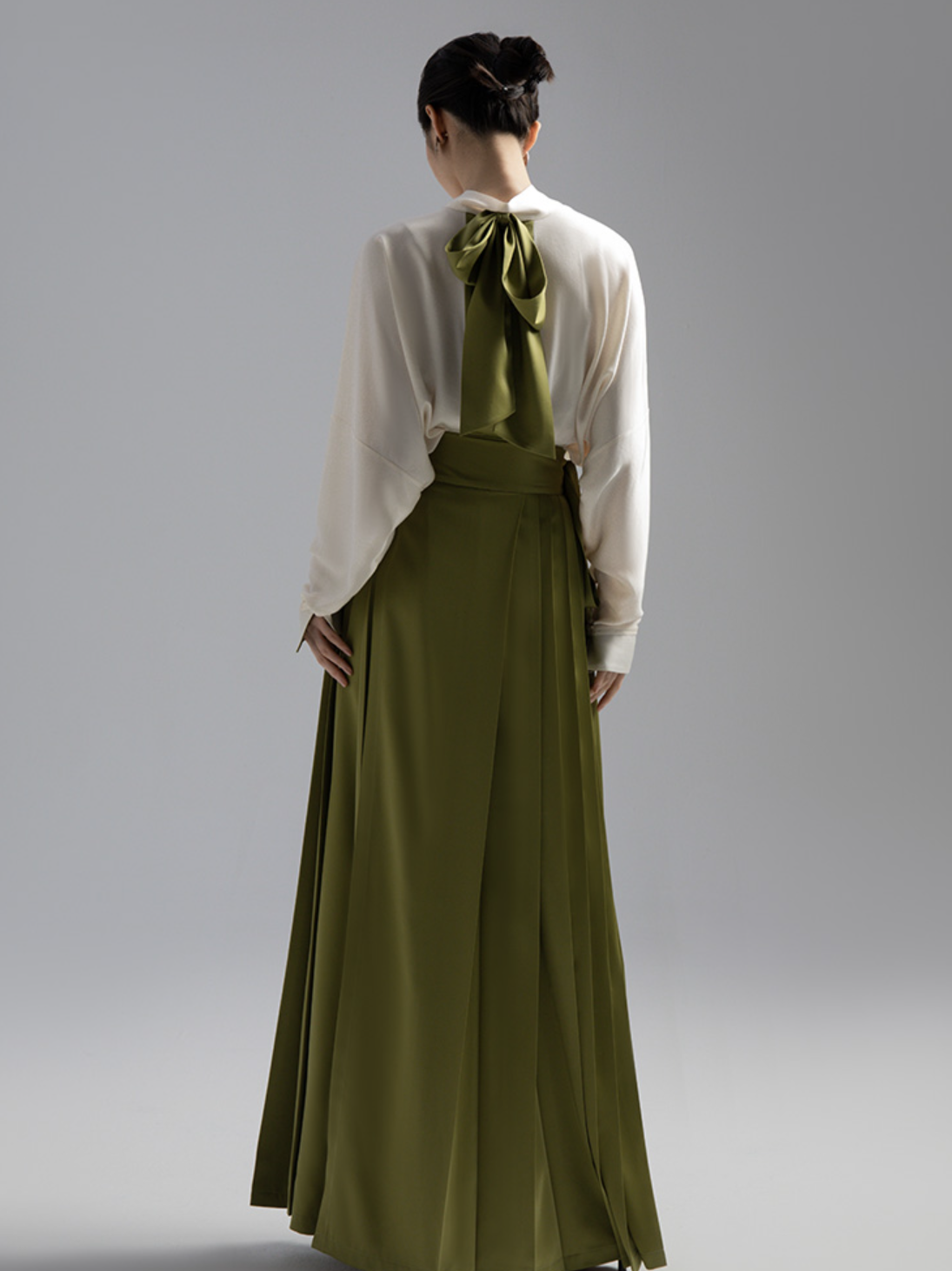 Ming Dynasty Modern Hanfu, Mamianqun, Delilah (Preorder)