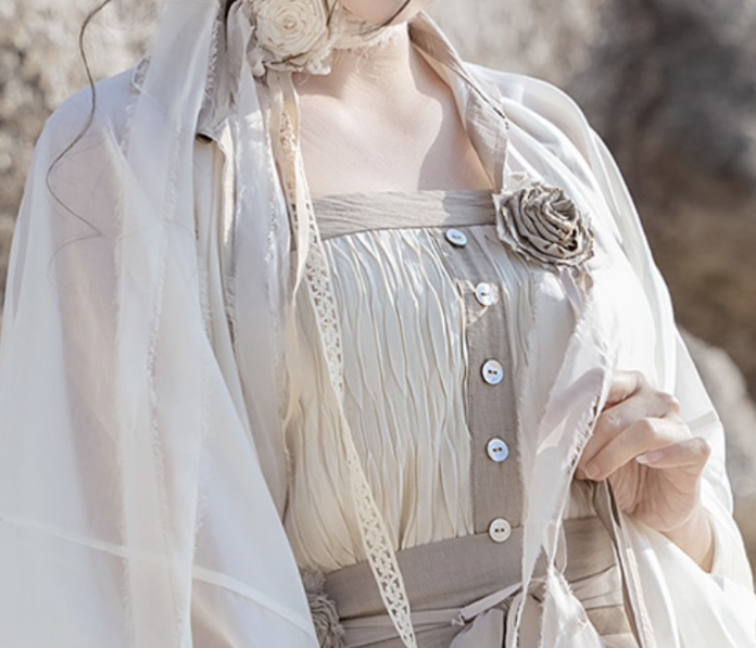 Modern Hanfu, Karleen