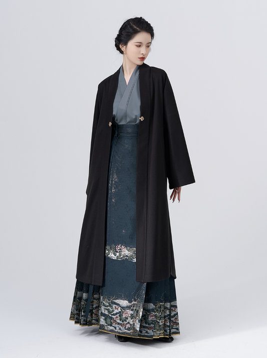 Ming Dynasty Modern Hanfu, Mamianqun, Starry Lotus (Preorder)