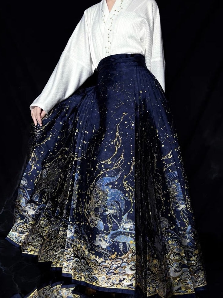 Ming Dynasty Modern Hanfu, Mamianqun, Constellation (Preorder)
