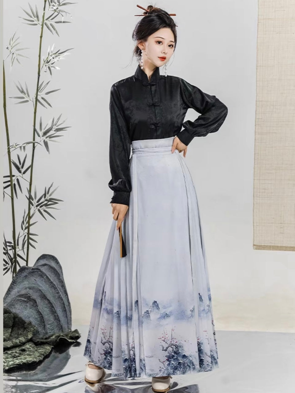 Ming Dynasty Modern Hanfu, Mamianqun, Lila (Preorder)