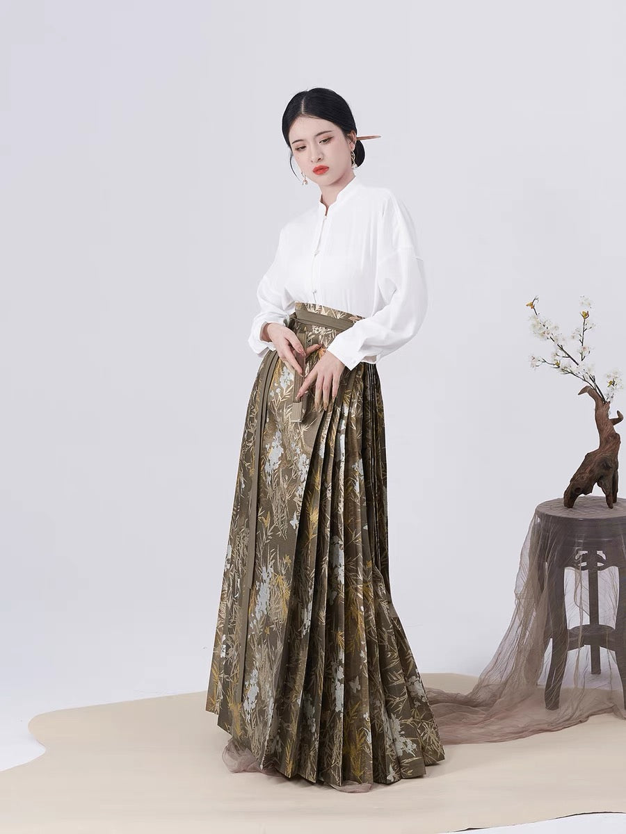 Ming Dynasty Modern Hanfu, Mamianqun, Willow (Preorder)