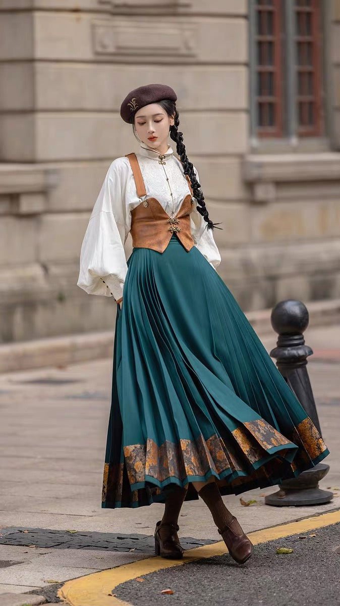 Ming Dynasty Modern Hanfu, Mamianqun, Musician (Preorder)