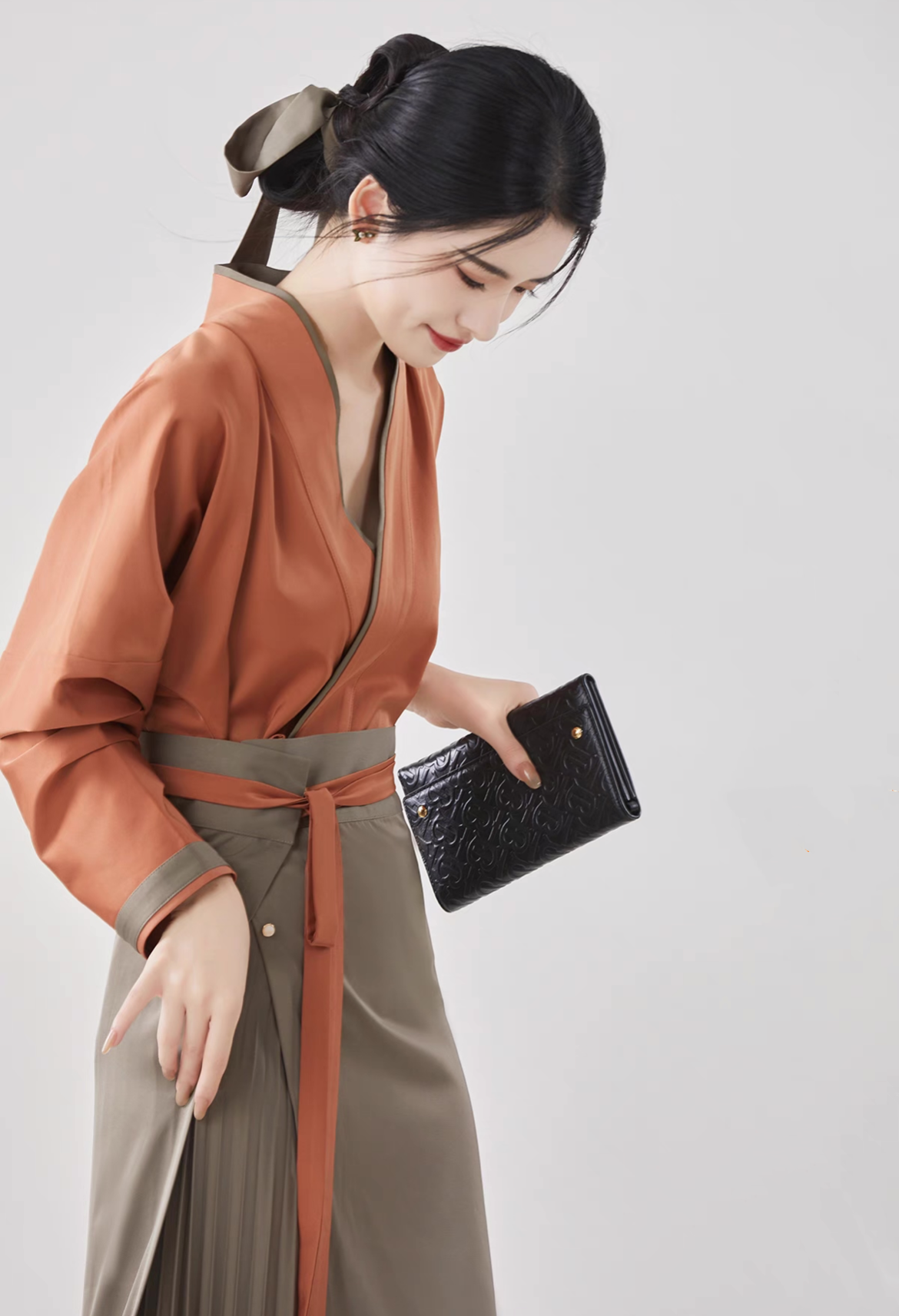 Modern Hanfu, Kamila