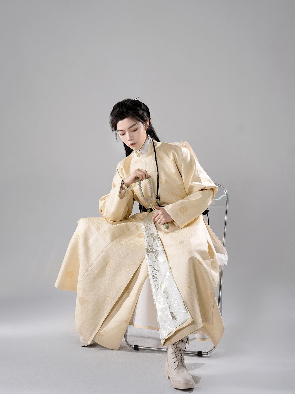 Tang Dynasty Hanfu Robe - Flowers of War 金陵 (Preorder)