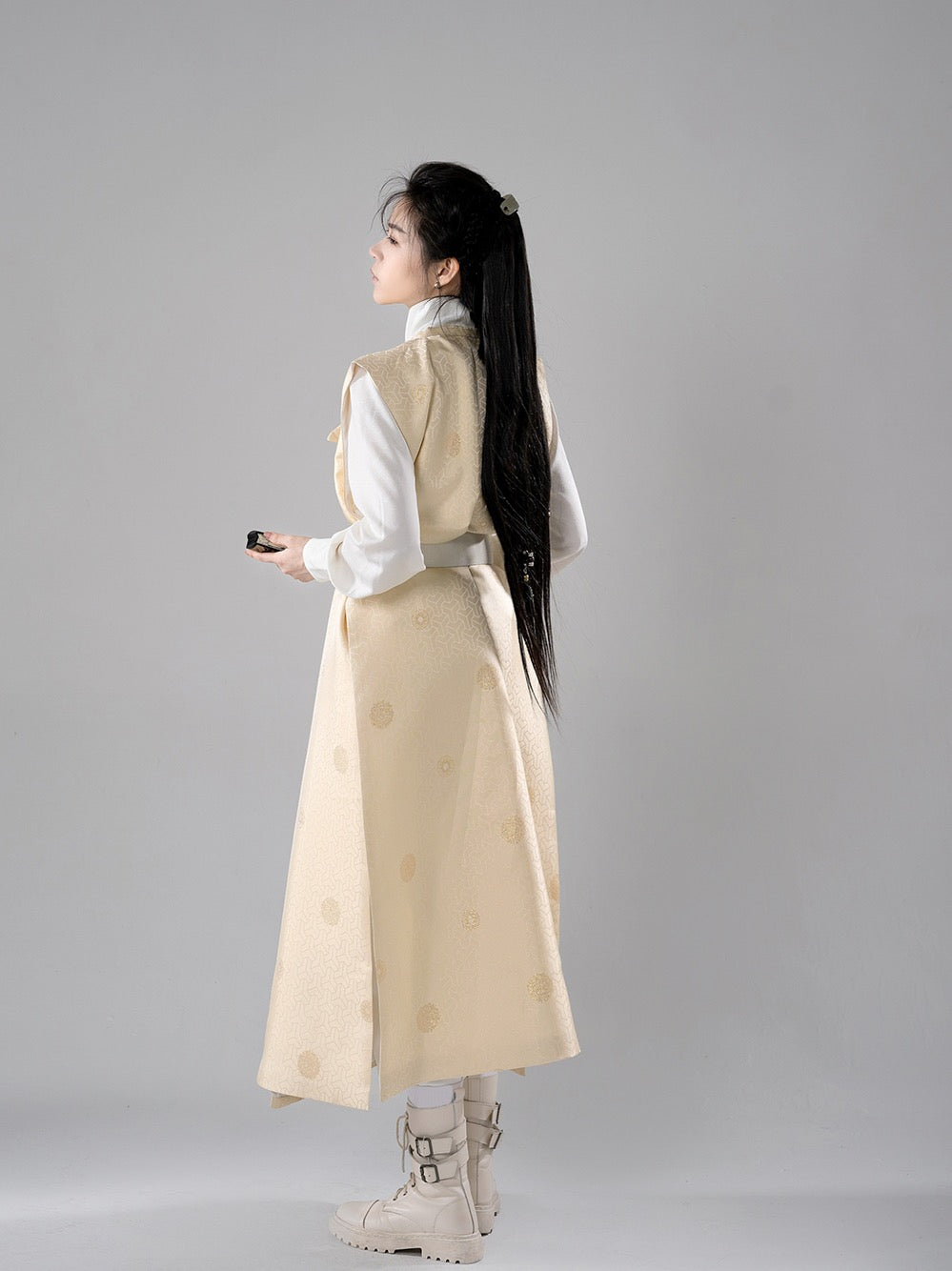 Tang Dynasty Hanfu Robe - Flowers of War 金陵 (Preorder)