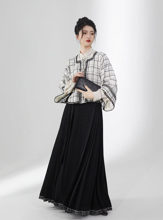 Ming Dynasty Modern Hanfu, Mamianqun, Clover (Preorder)