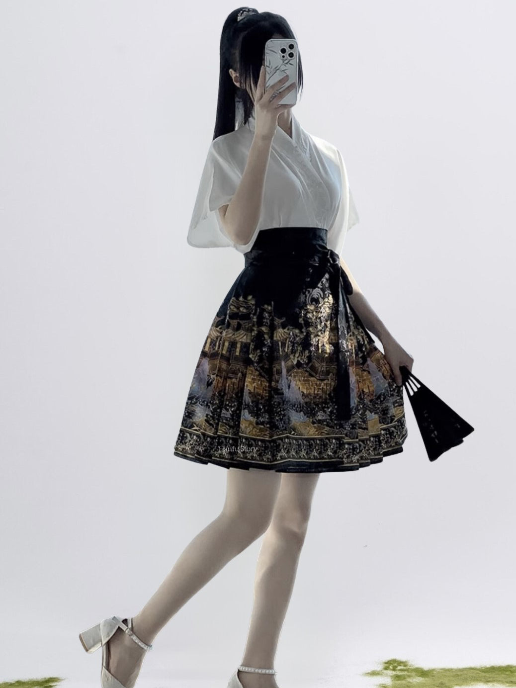 Ming Dynasty Modern Hanfu, Mamianqun, Palace