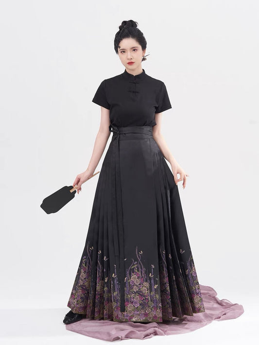 Ming Dynasty Modern Hanfu, Mamianqun, Rose Garden