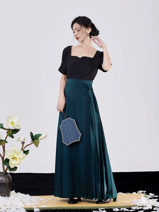 Ming Dynasty Modern Hanfu, Mamianqun, Anna (Preorder)