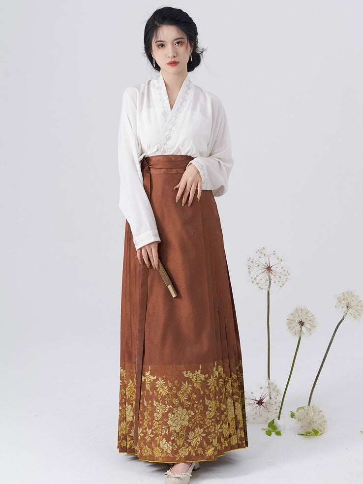 Ming Dynasty Modern Hanfu, Mamianqun, Amber (Preorder)