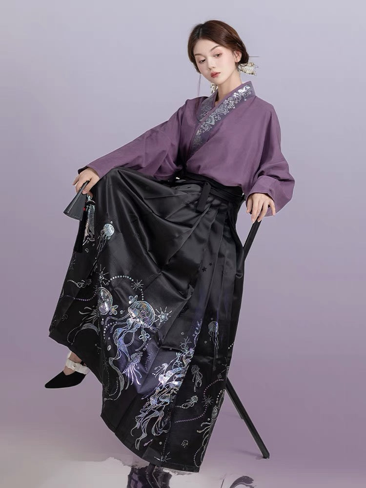 Mystery Modern Hanfu Horse Face Skirt Set