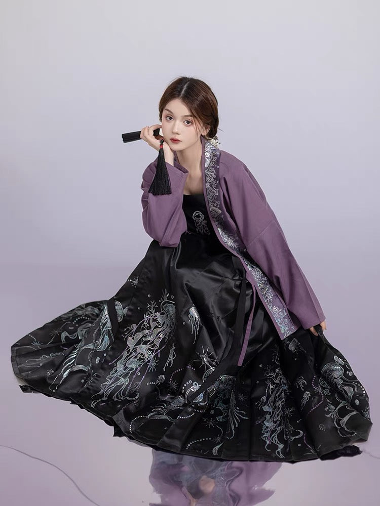 Mystery Modern Hanfu Horse Face Skirt Set