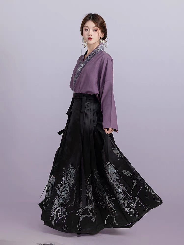 Mystery Modern Hanfu Horse Face Skirt Set