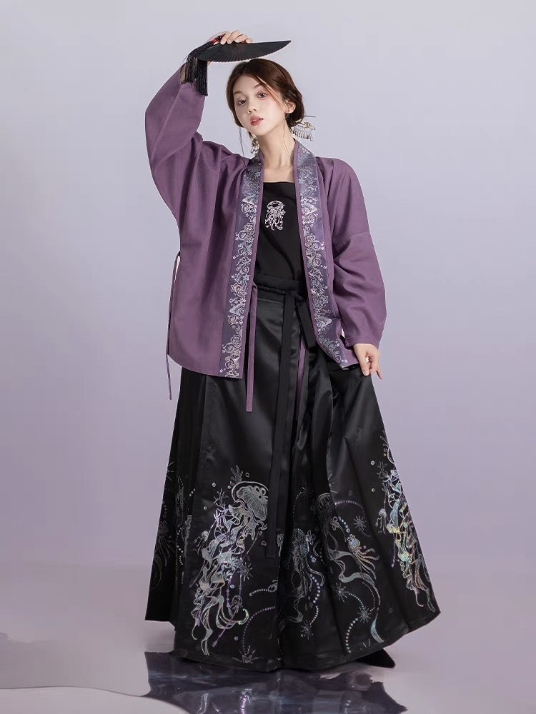 Mystery Modern Hanfu Horse Face Skirt Set