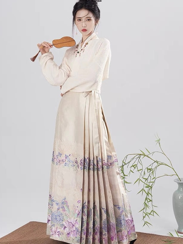 Ming Dynasty Modern Hanfu, Mamianqun, Night Orchid (Preorder)