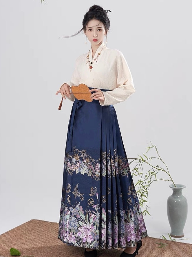 Ming Dynasty Modern Hanfu, Mamianqun, Night Orchid (Preorder)