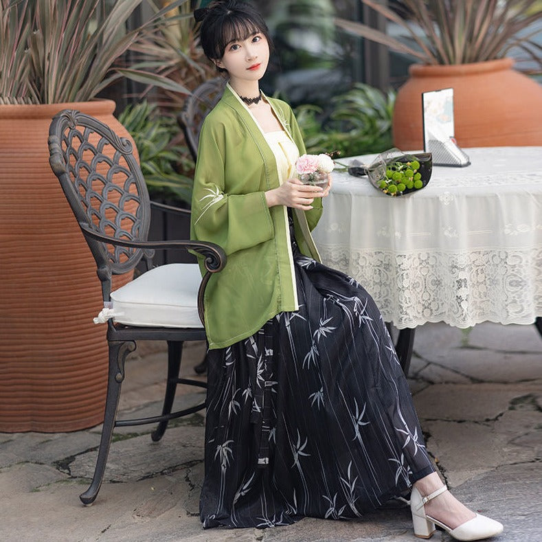 Modern Hanfu, Pistachio