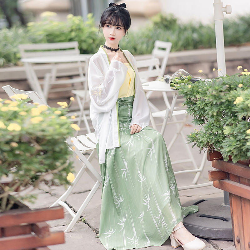 Modern Hanfu, Pistachio