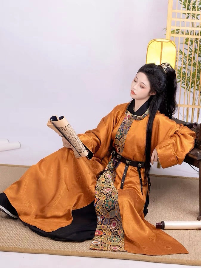 Tang Dynasty Hanfu Robe - Ginger Nut 胡萝卜