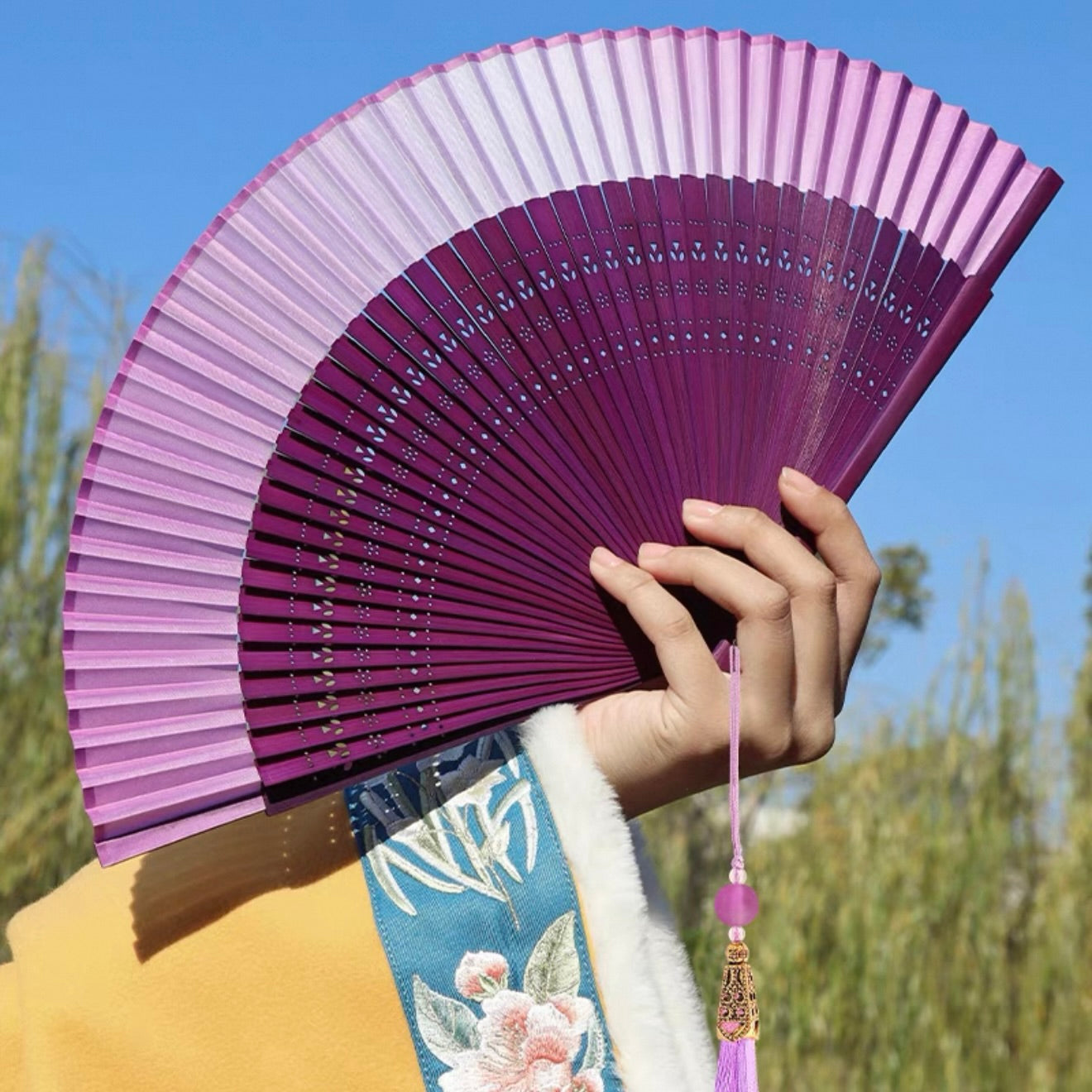 Royal Folding Fan