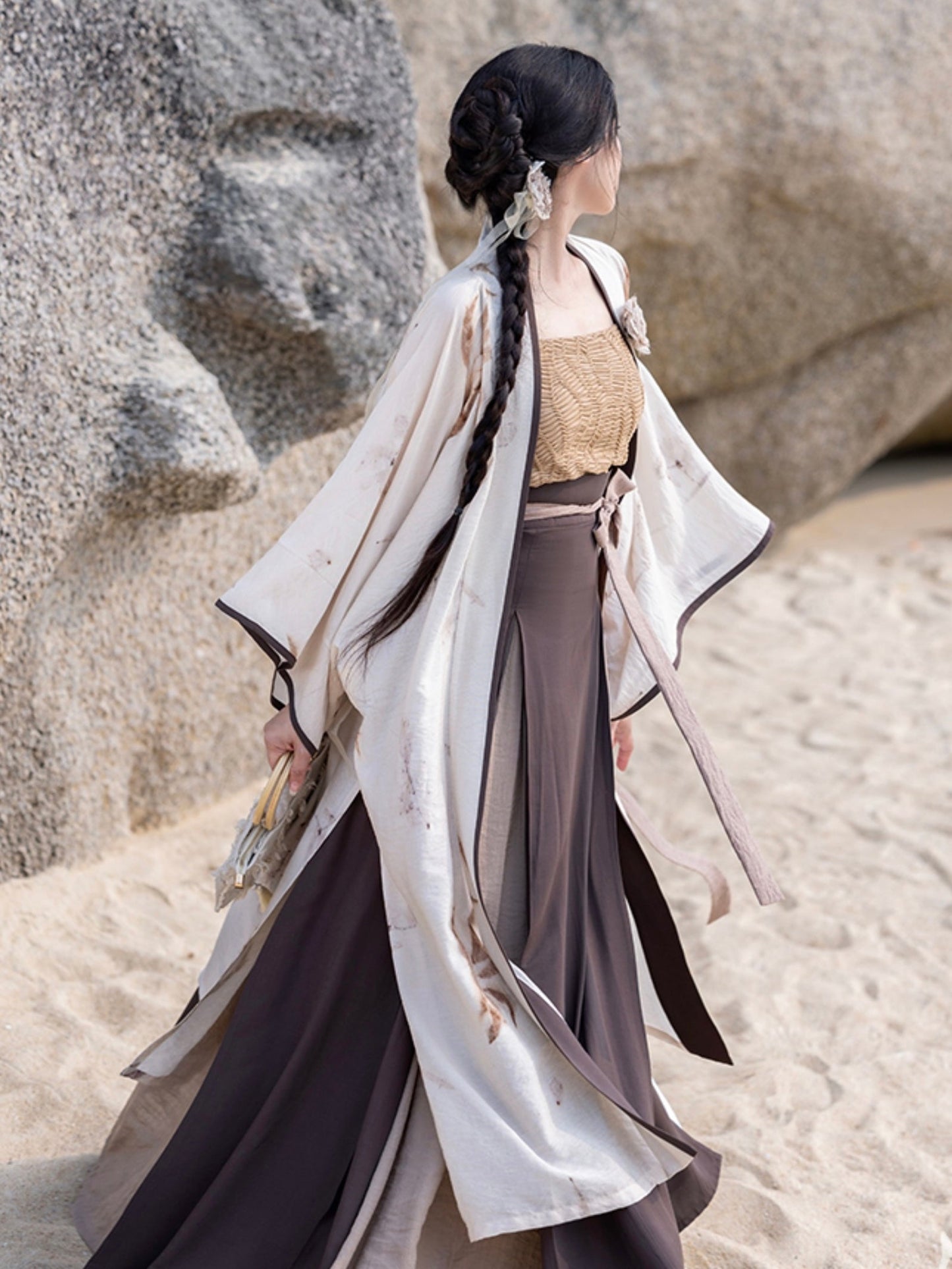 Walnut Modern Song Style Hanfu