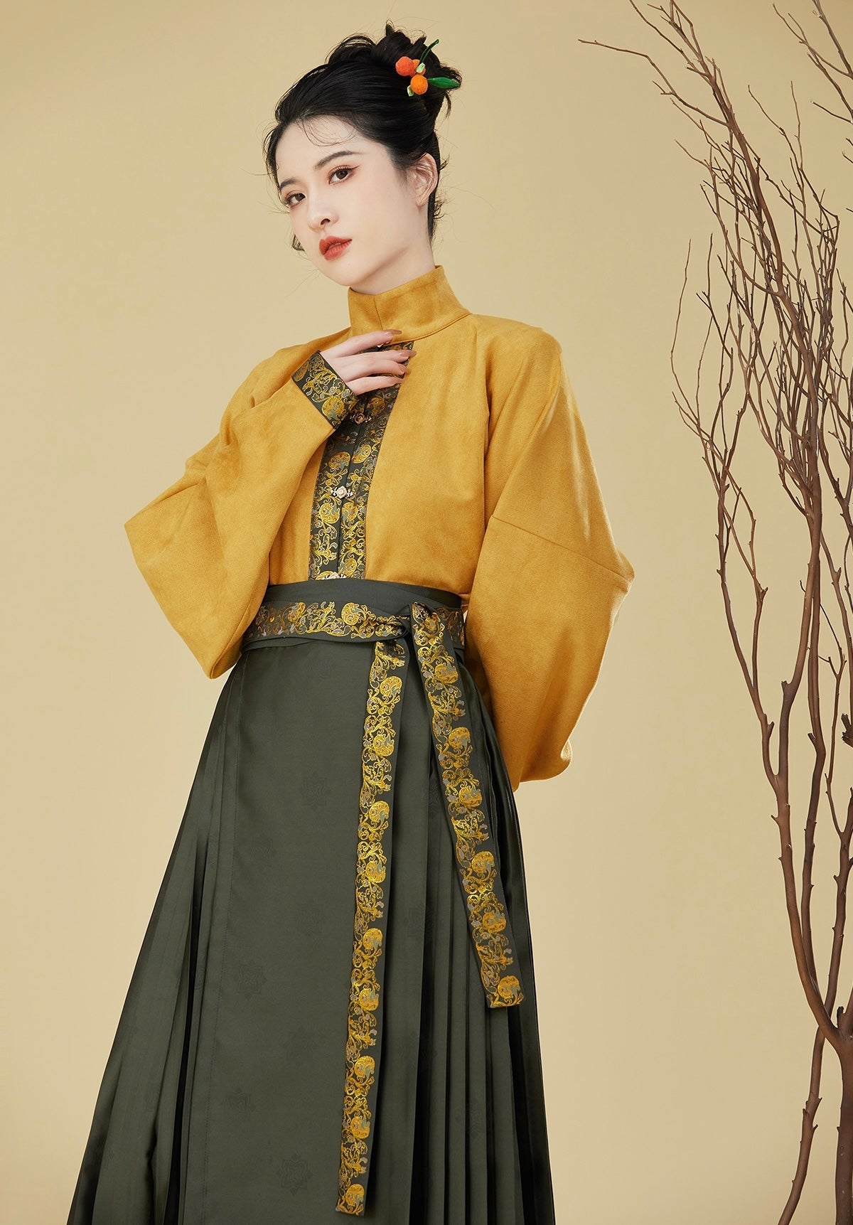 Modern Hanfu, Josiane