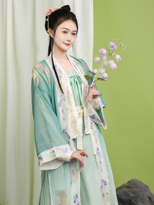 Wisteria Garden - Song Dynasty Hanfu Matching Set