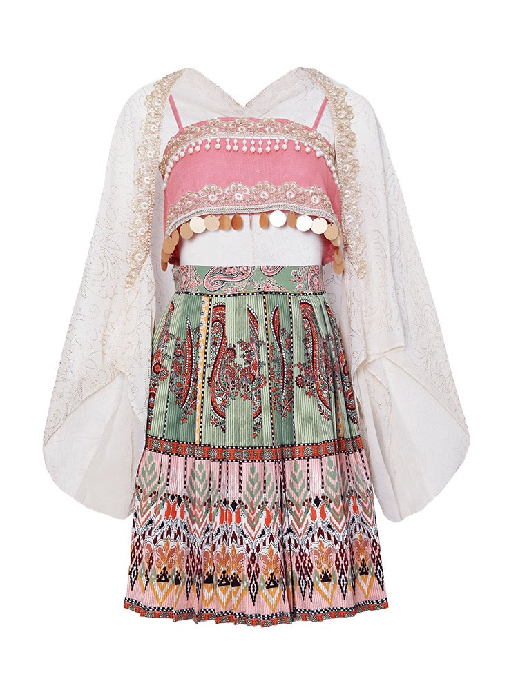 Miao Ethnic: Linnea