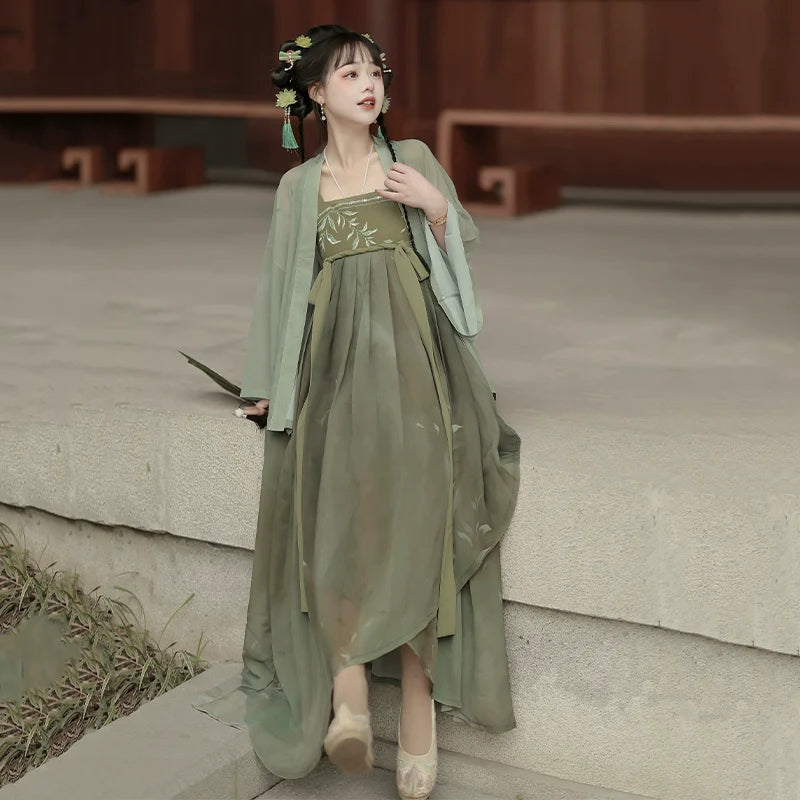 Yu Li 郁离 - Tang Dynasty Qixiong Ruqun Modern Hanfu Dress