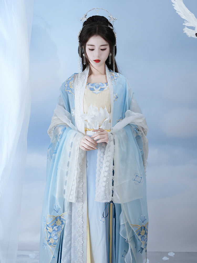 Qingshan Weaving Snow 晴山织雪 - Song Dynasty Style Qiyao Ruqun Hanfu