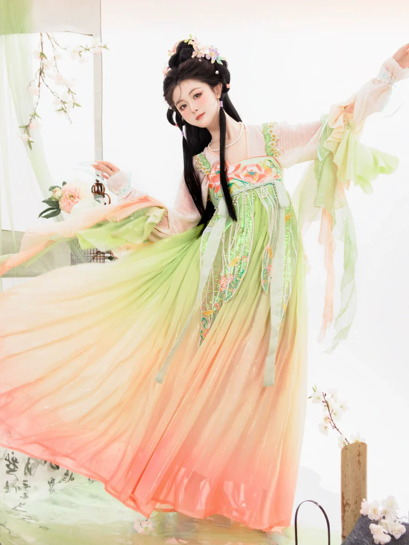 Fairy Words 花仙辞 - Tang Dynasty Style Qixiong Ruqun