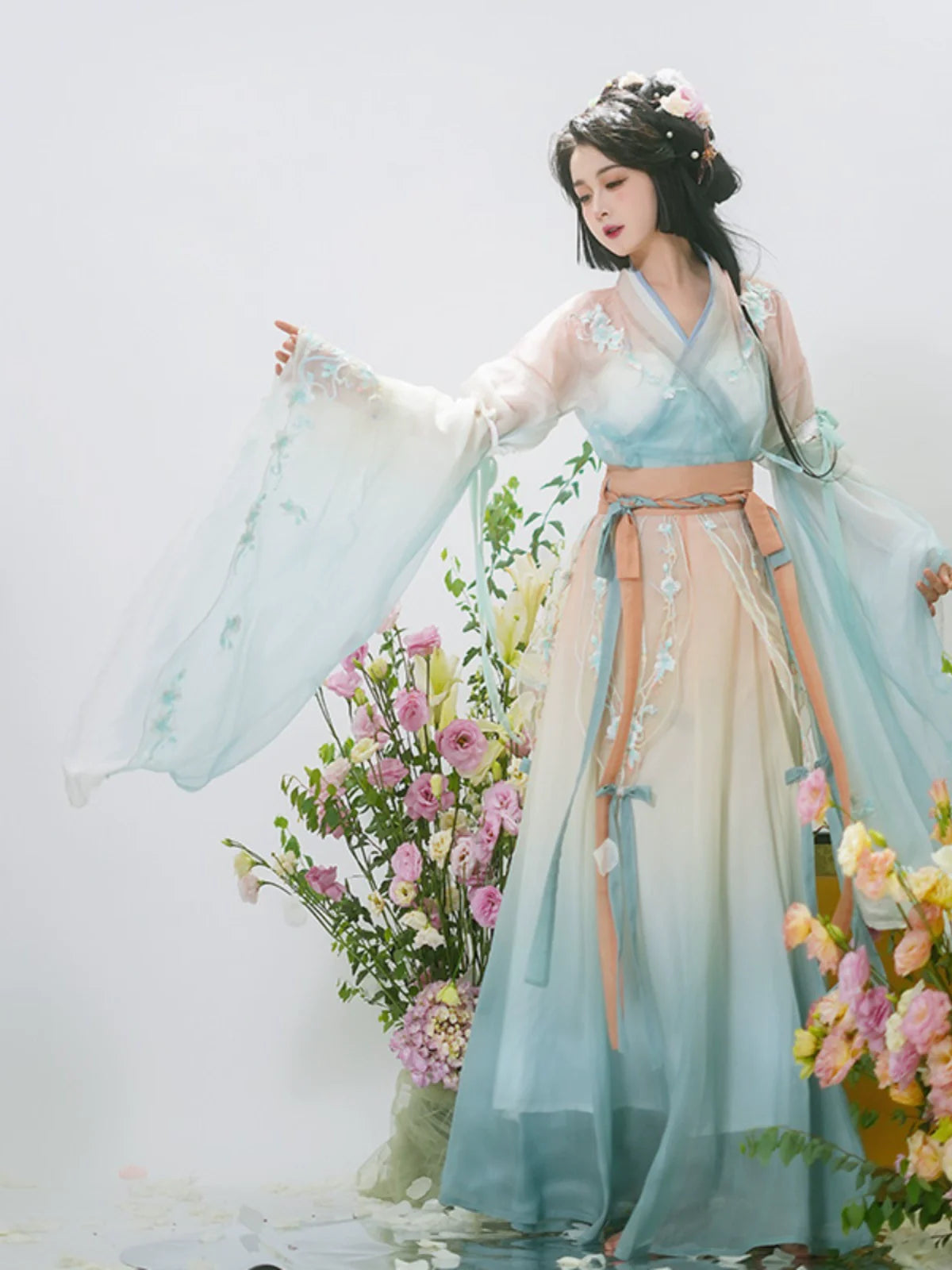 Pear Blossom Fall - Wei Jin Fairy Style Qiyao Ruqun