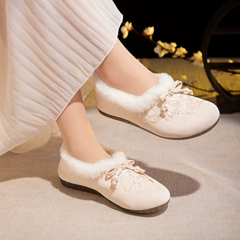 Fangyu - Furry Embroidered Hanfu Shoes for Winter