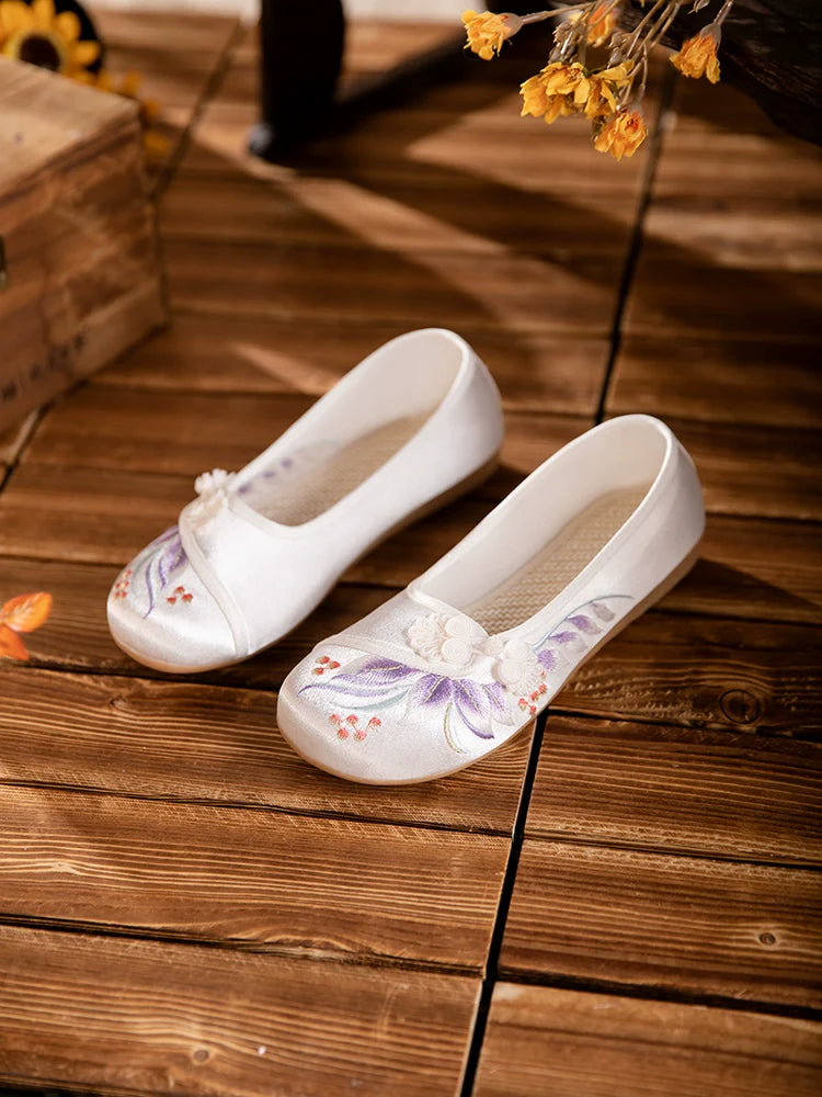 Brielle - Embroidered Chinese Style Shoes