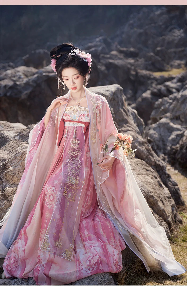 White Jade Jewels 白玉宝珠 - Tang Dynasty Style Hanfu Dress Heziqun