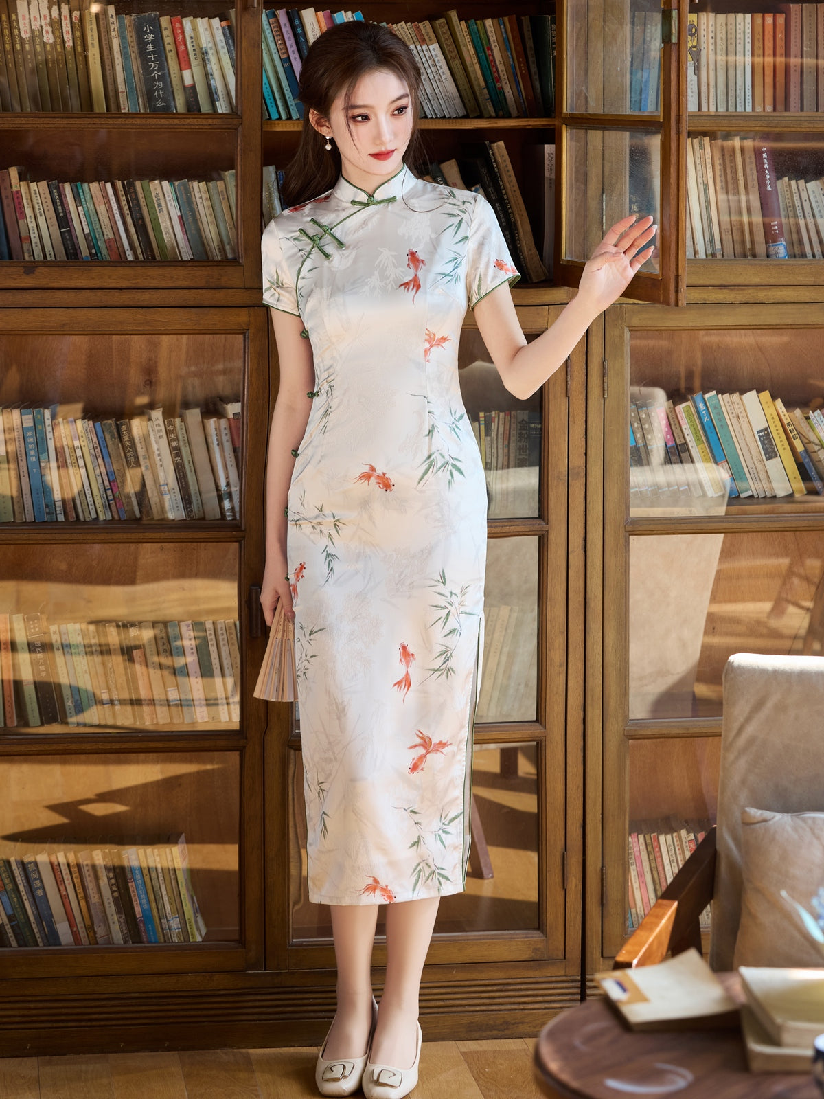 Happy Koi - Short Sleeve Retro Midi Cheongsam