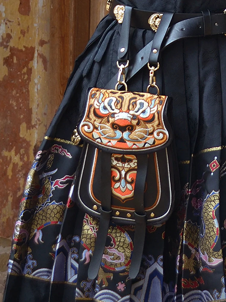 Tiger Head Waist Bag for Men and Women