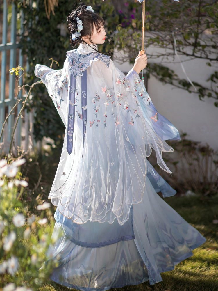 Butterflies and Clouds - Cloud Collar & Pleated Skirt Ming Dynasty Hanfu Set