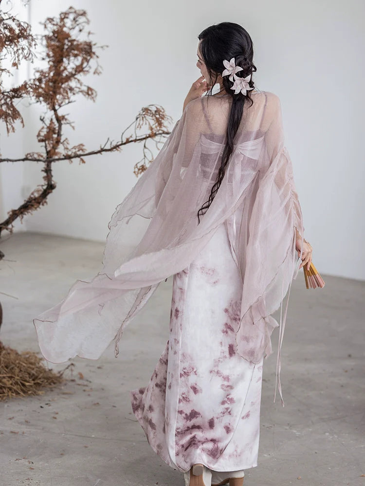 Song Dynasty x Modern Hanfu: Rouge Snow 胭脂雪 (Preorder)