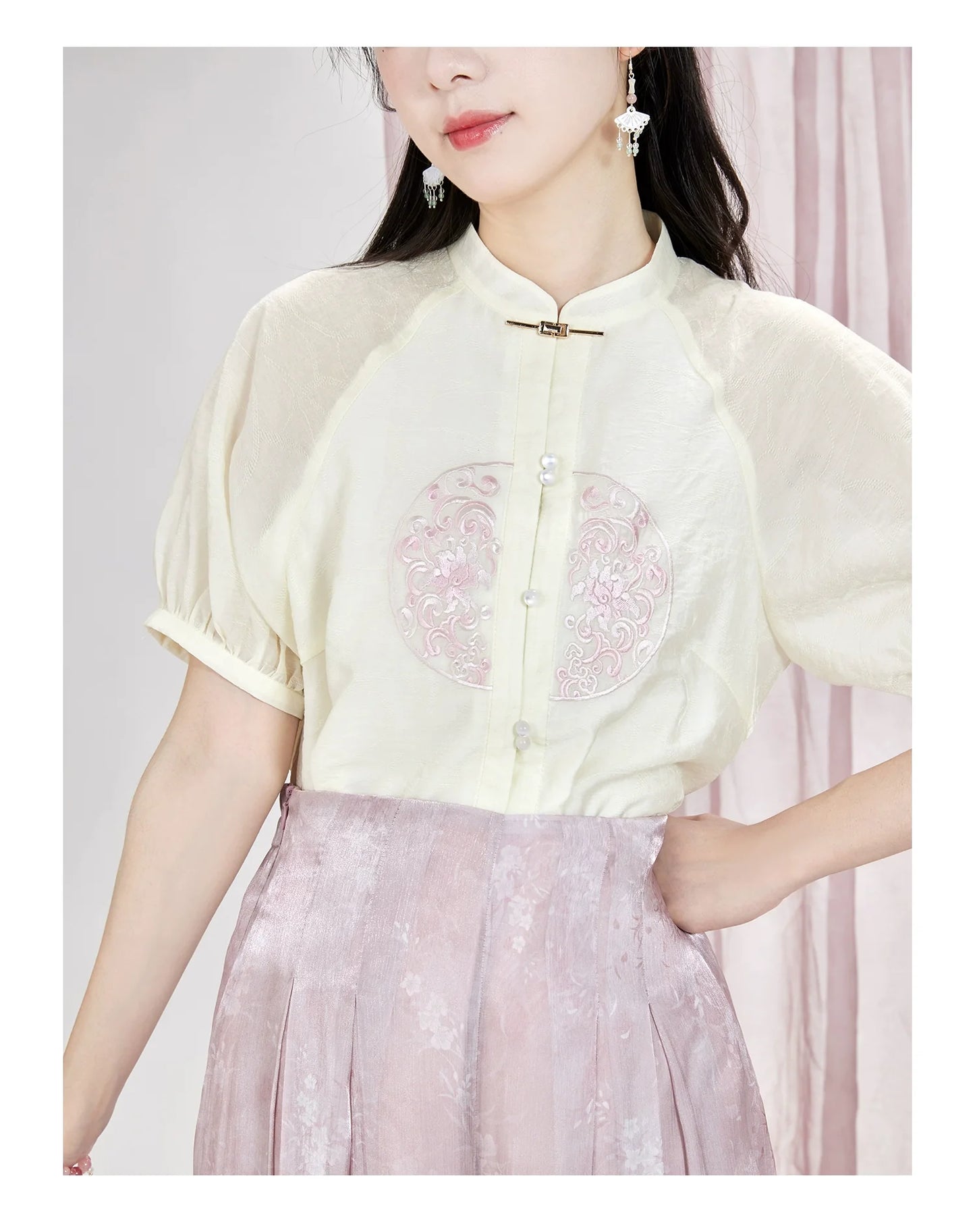 Ming Dynasty x Modern Hanfu: Summer Mist 粉雾花影 (Preorder)