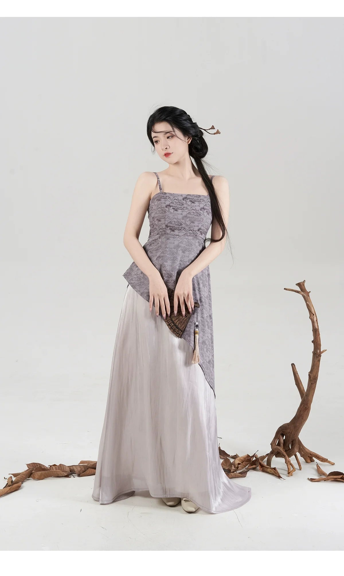 Modern Hanfu Dress: Swallowtail Butterfly 燕尾蝶 (Preorder)