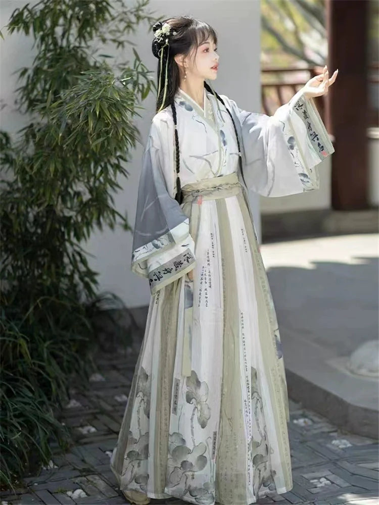 Lian Rong 莲蓉 - Wei Jin Swordsman Style Qiyao Ruqun